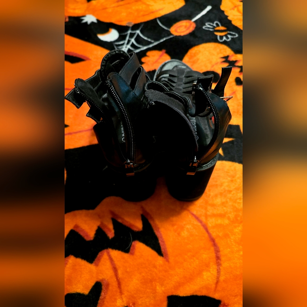 Black Platform Heeled Boots